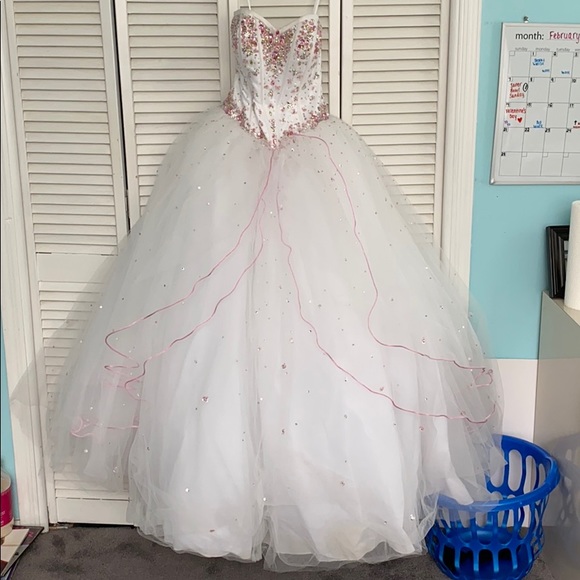 Dresses & Skirts - Sweet 16/ Quinceanera dress!